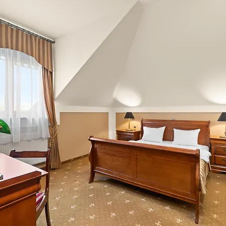 Hotel Diament Arsenal Palace Katowice - Chorzow Exterior photo