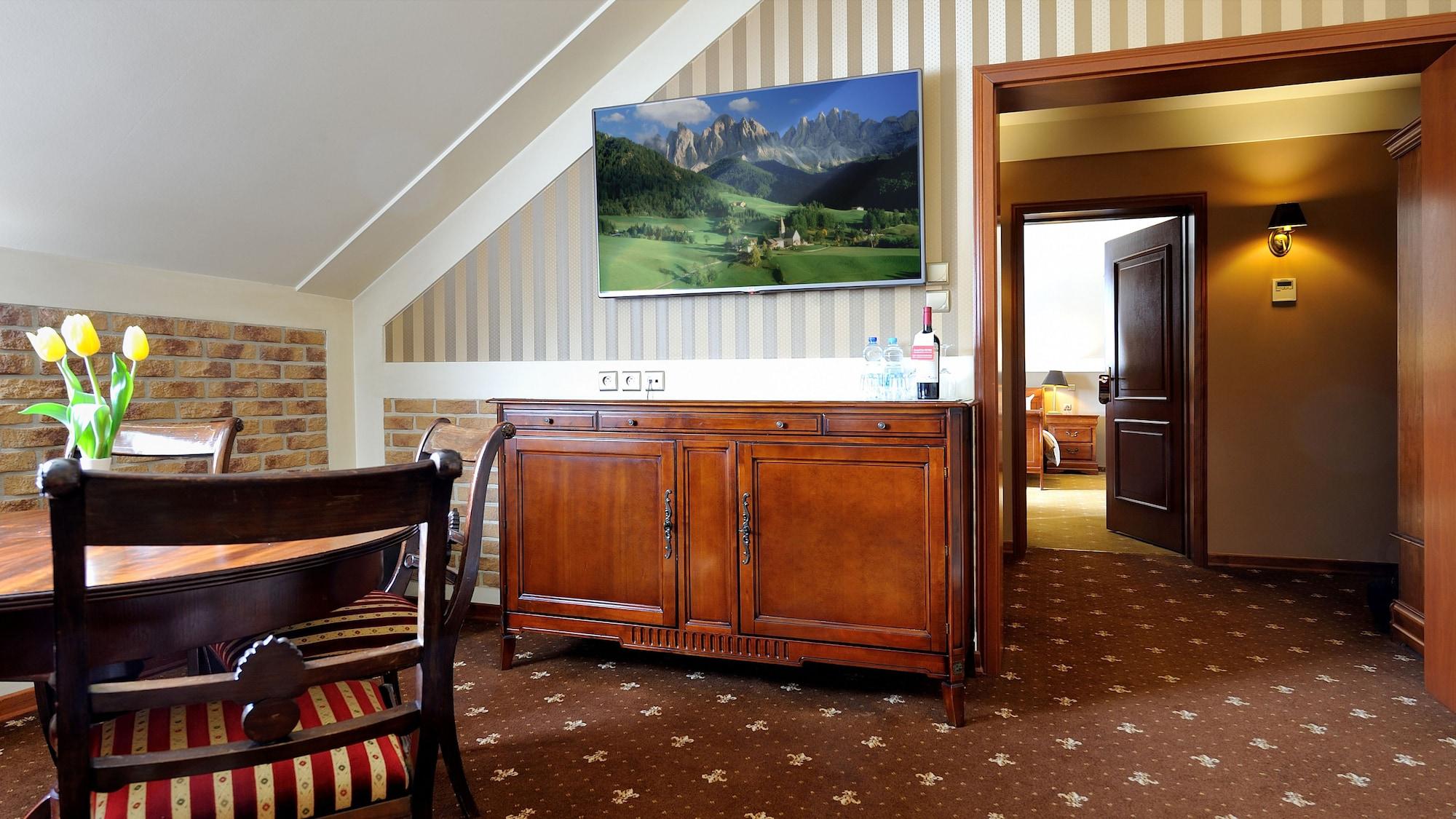 Diament Arsenal Palace Katowice - Готель 4*