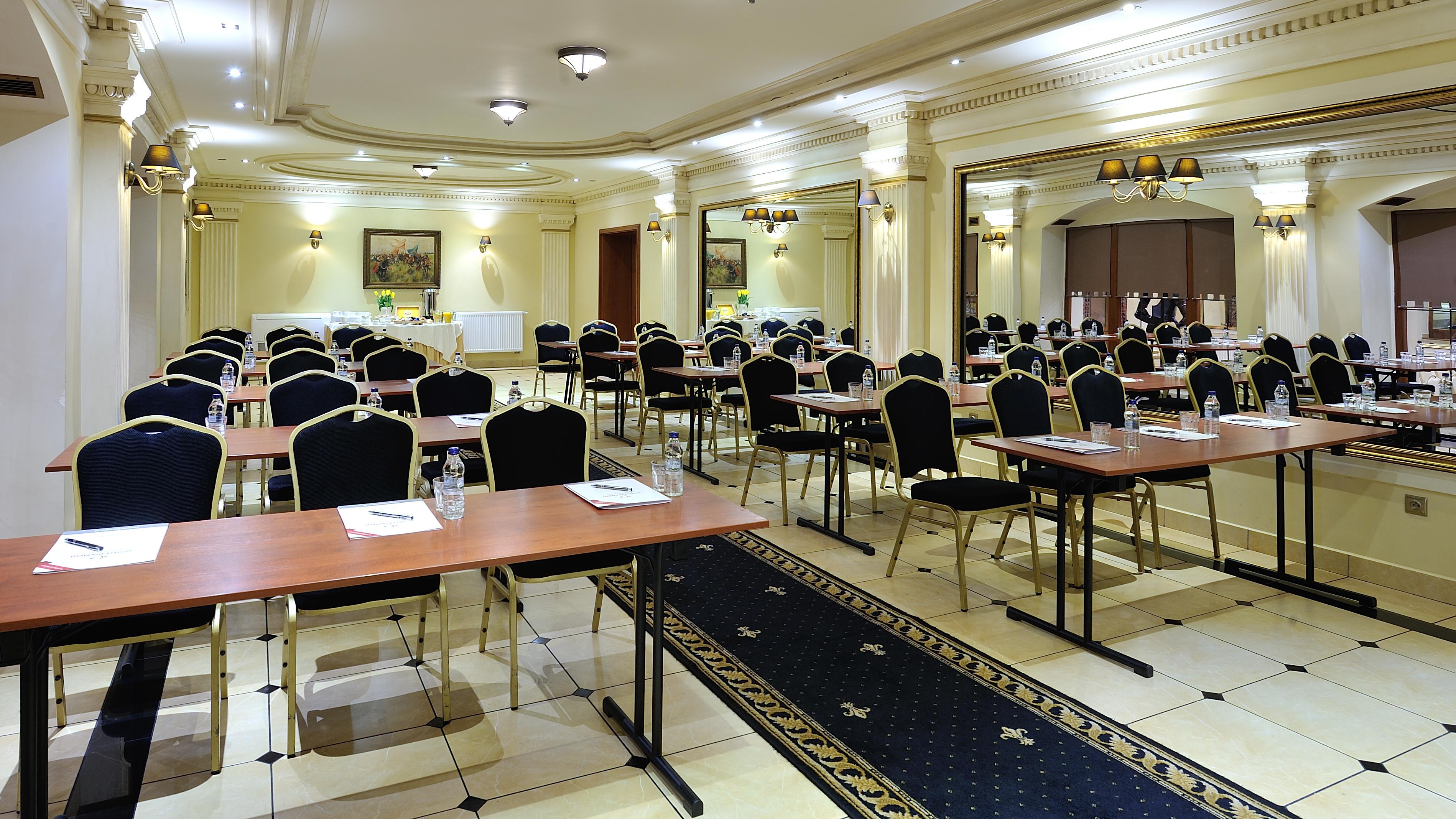 Diament Arsenal Palace Katowice - Chorzow