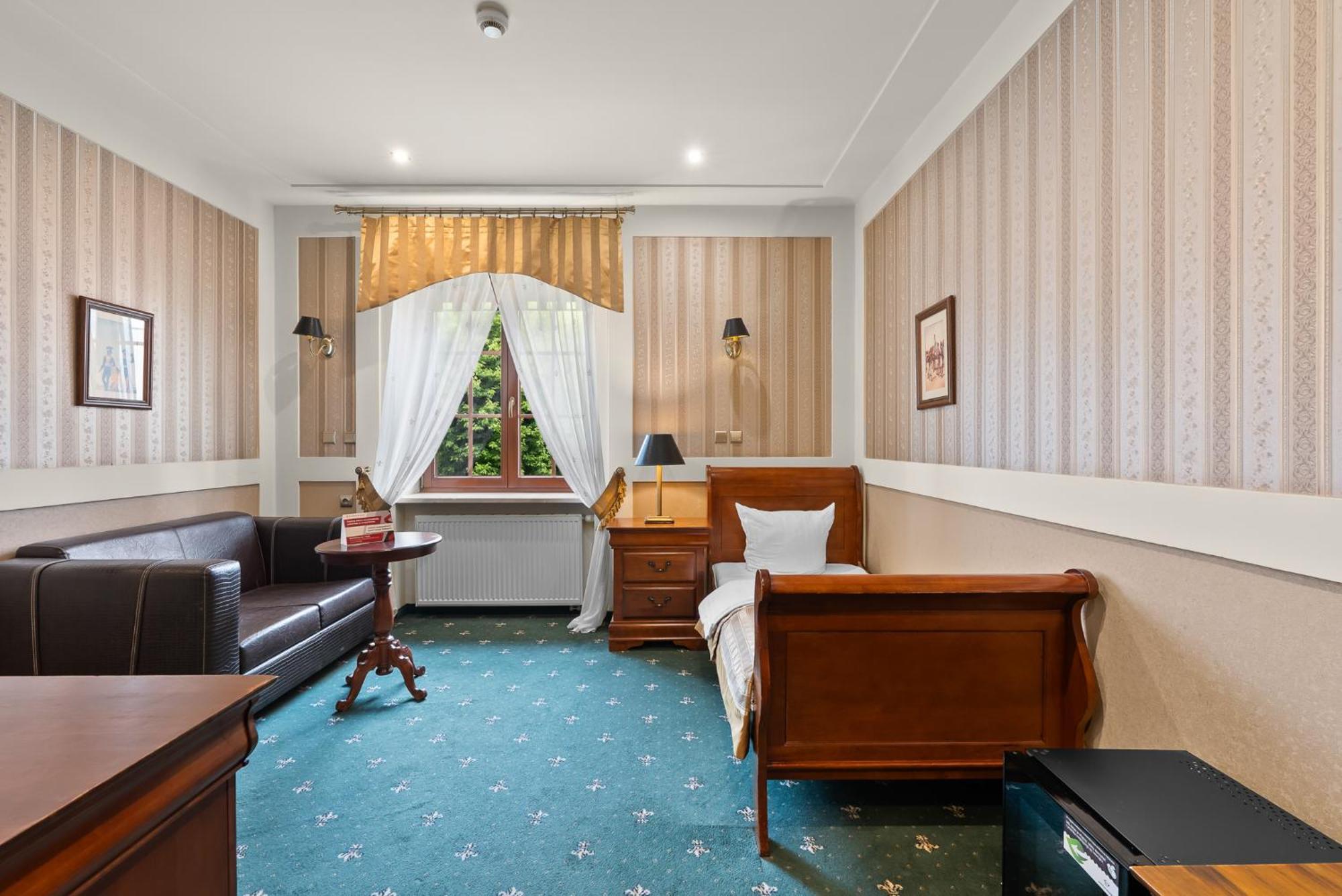 Готель Diament Arsenal Palace Katowice -