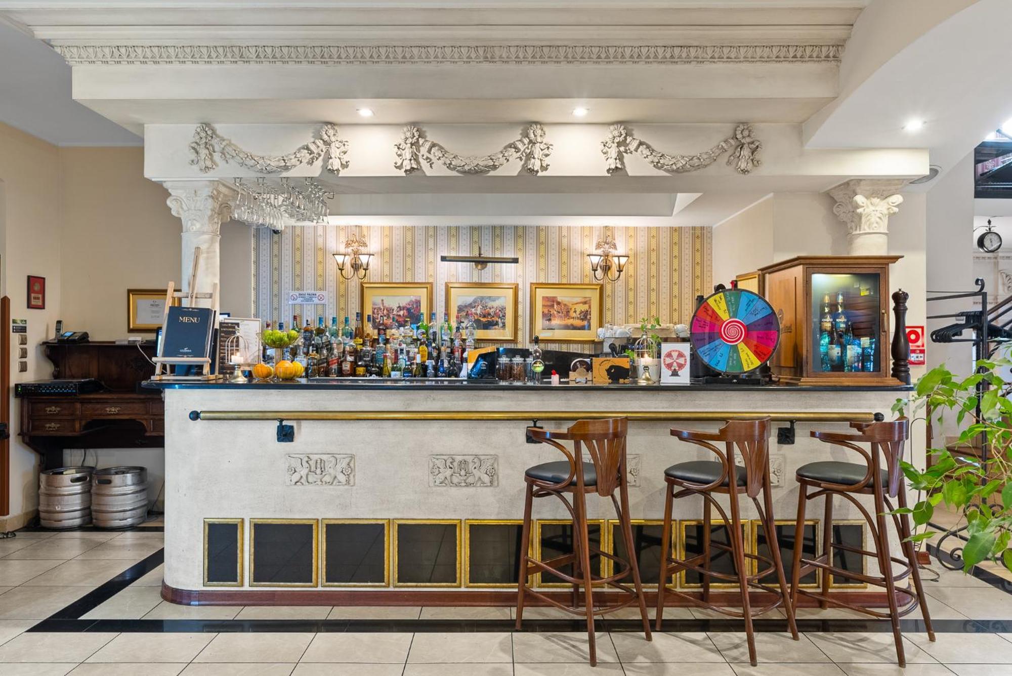 Diament Arsenal Palace Katowice - 4*