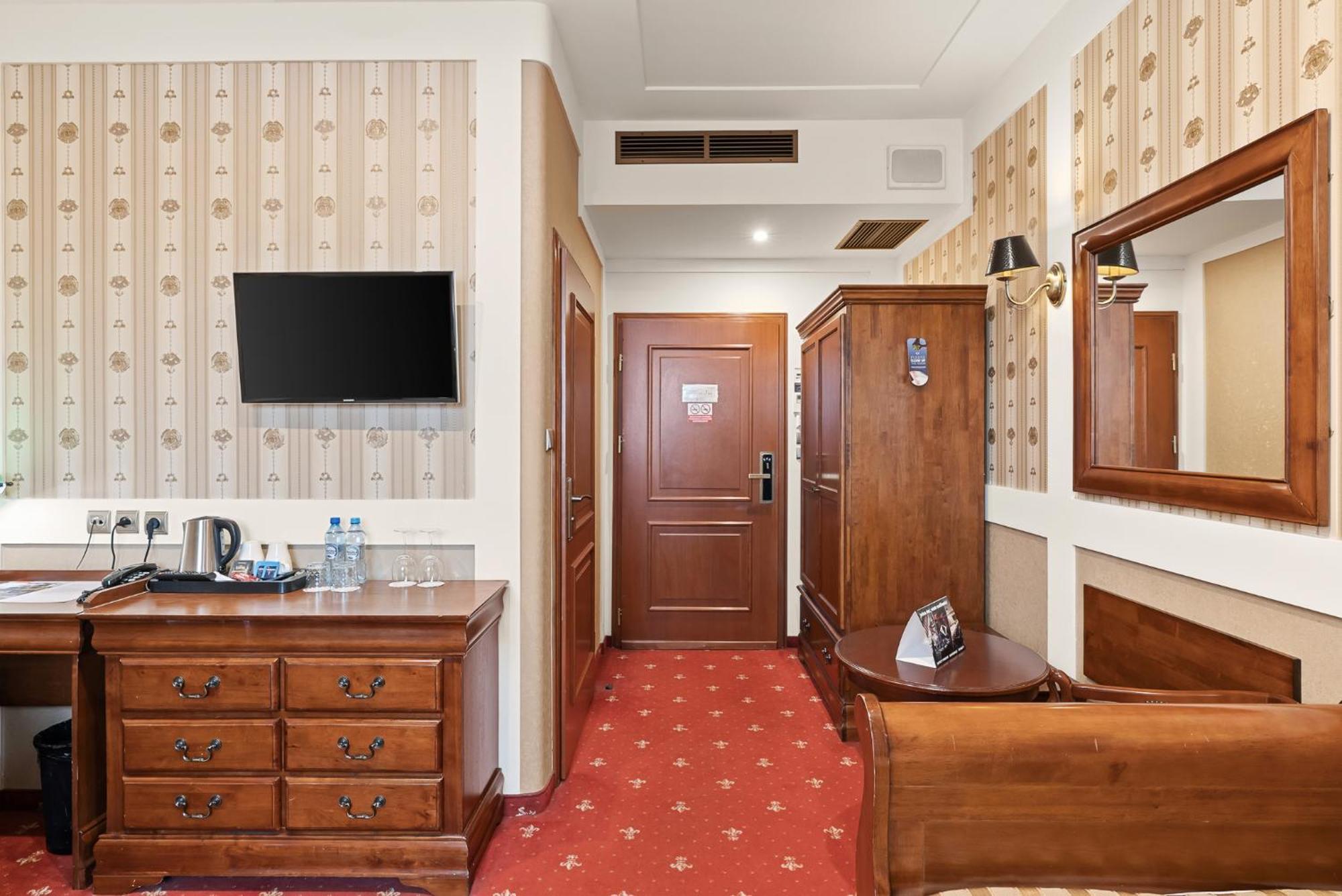 Diament Arsenal Palace Katowice - Готель Хожув