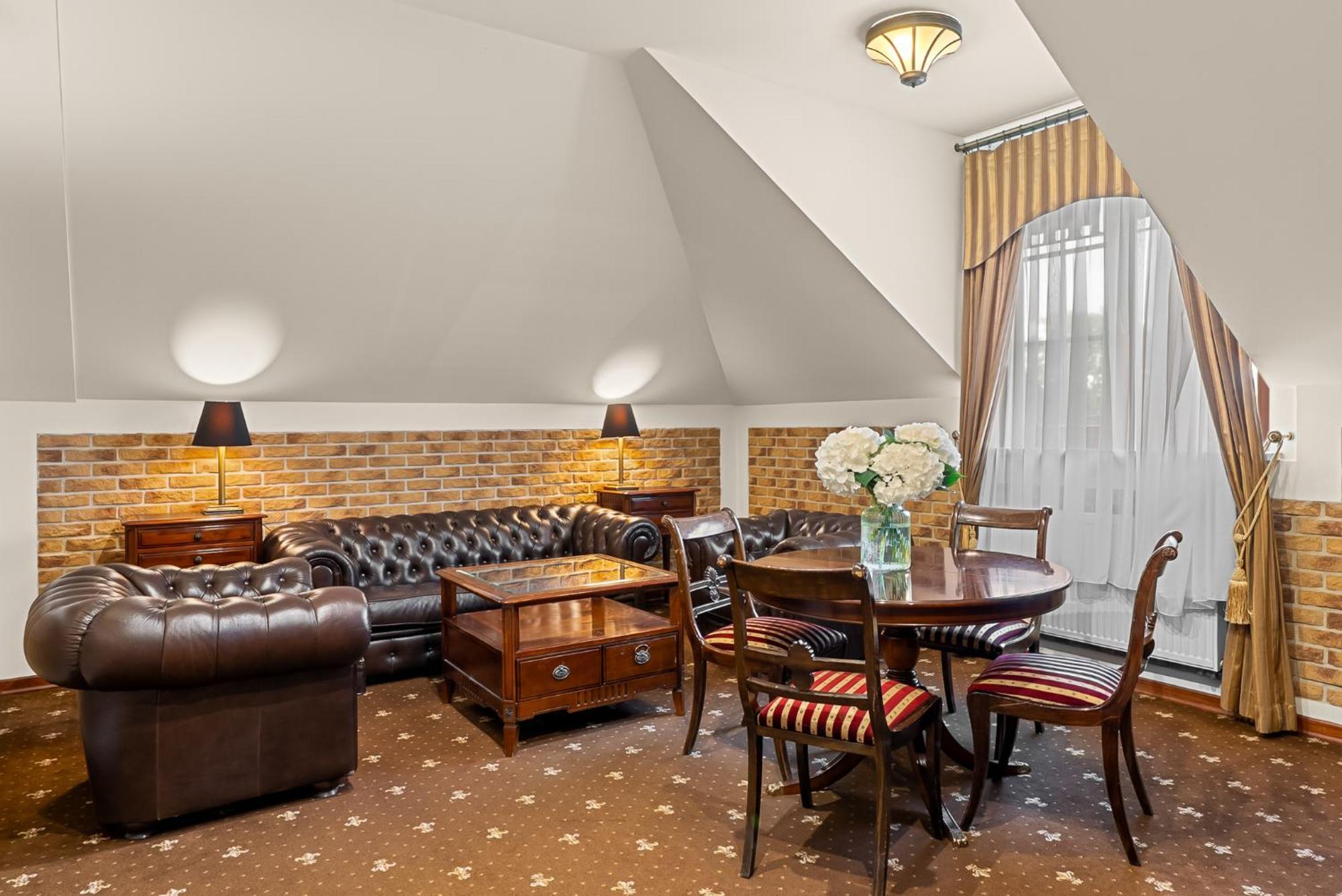 Diament Arsenal Palace Katowice - Chorzow